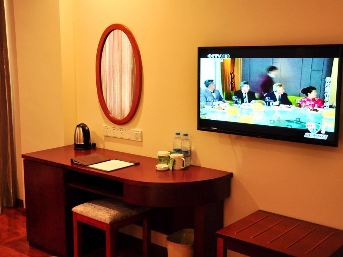 Greentree Inn Henan Hebi Hengshan Road Business Hotel Dış mekan fotoğraf